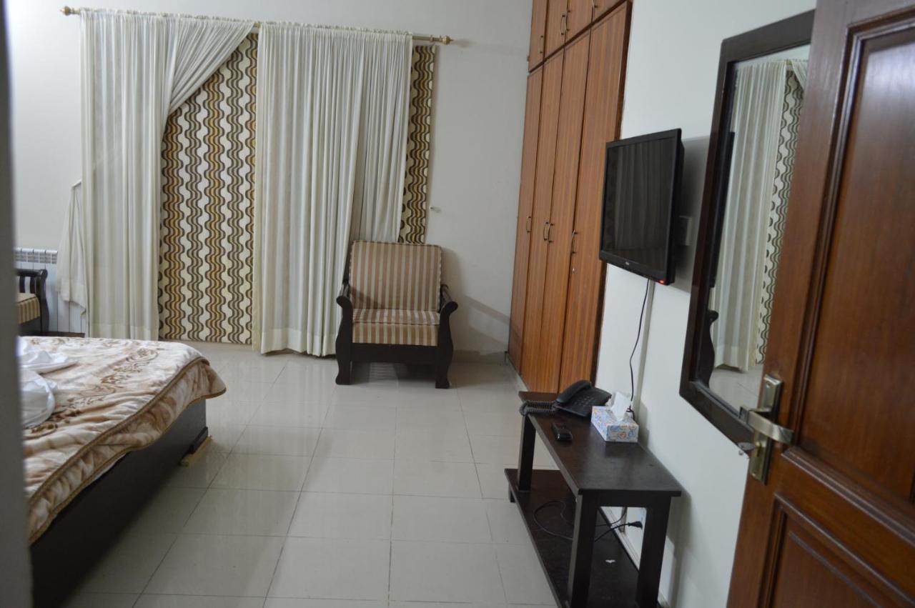 Tourist Hub Islamabad B&B 외부 사진