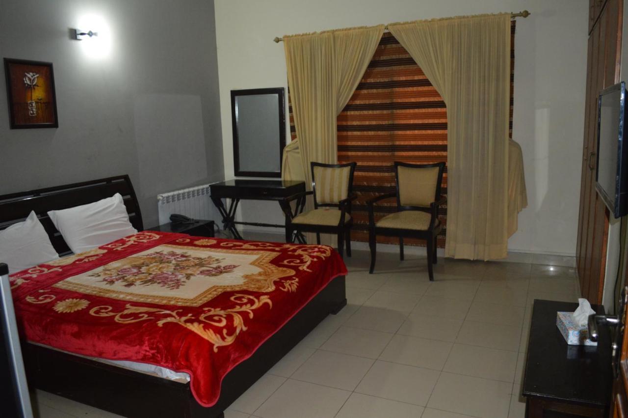 Tourist Hub Islamabad B&B 외부 사진