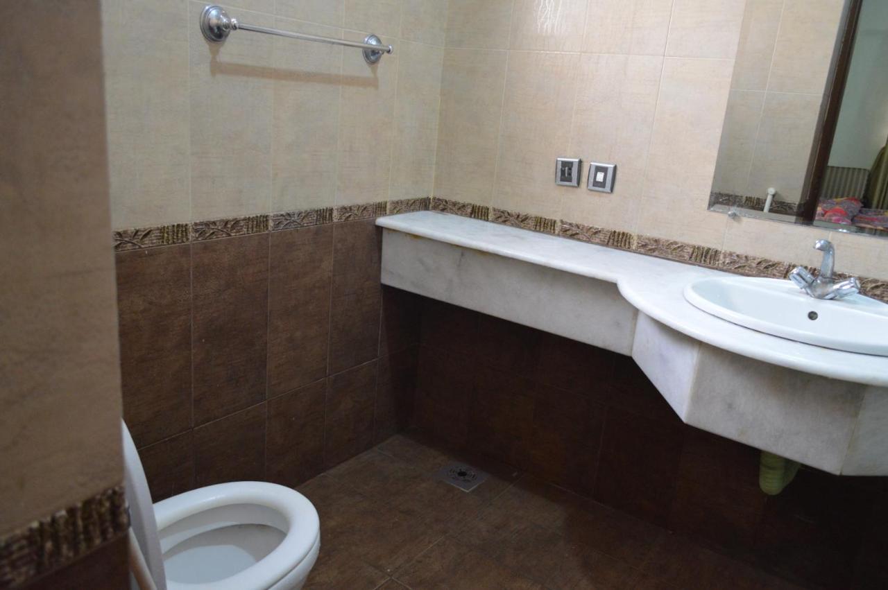 Tourist Hub Islamabad B&B 외부 사진